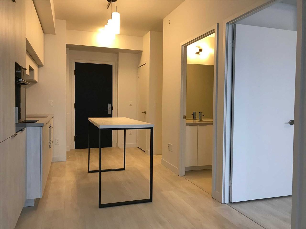 Yonge St & Eglinton Ave E #3609 - Photo 7 of 9