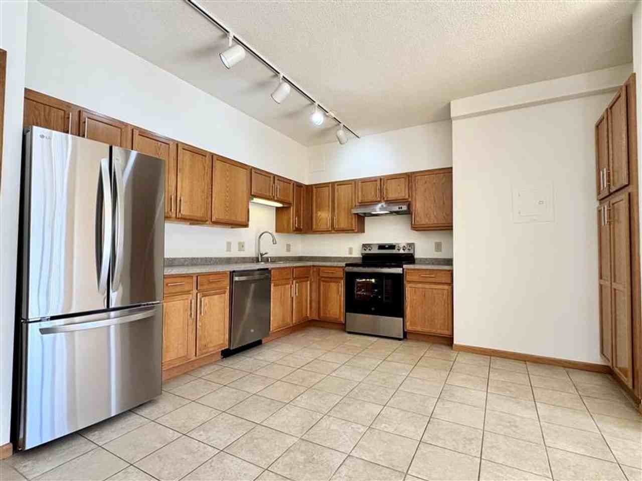 Shorewood Apartments - Photo 2 of 17