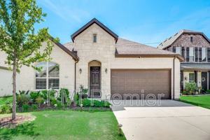 featured image of 15404 Pioneer Bluff Trl