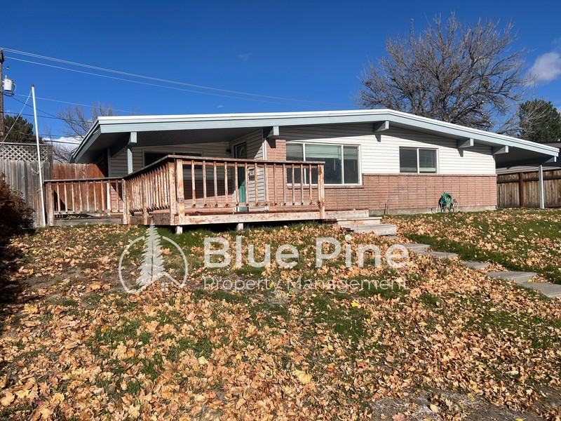 1861 Gallup Street - Photo 2 of 18