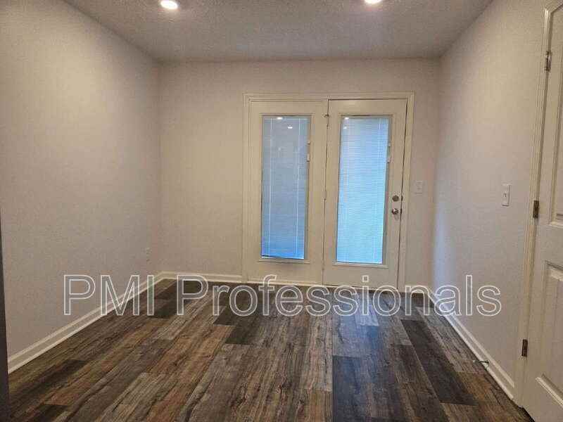 1709 Calypso Dr - Photo 5 of 17