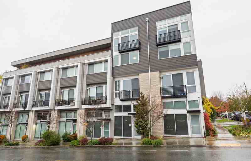 1624 East Yesler Way