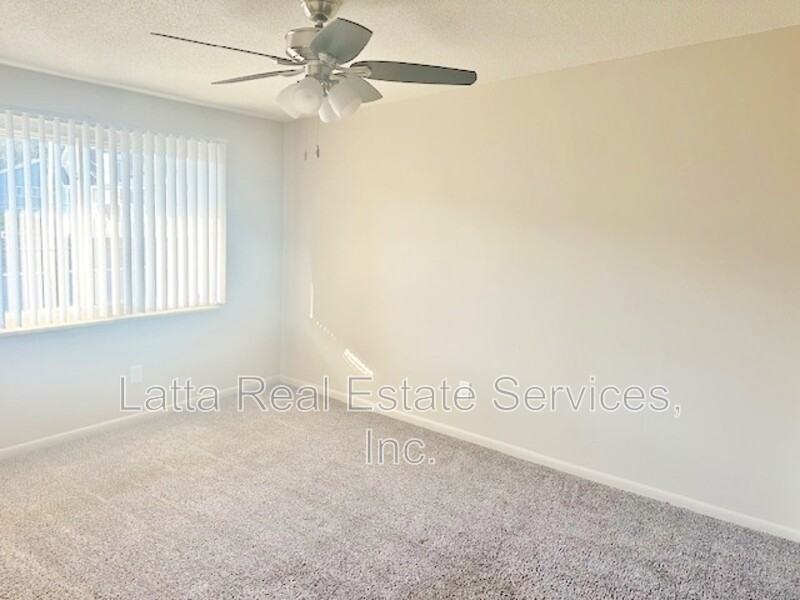 12405 E 40th St S #F - Photo 6 of 7