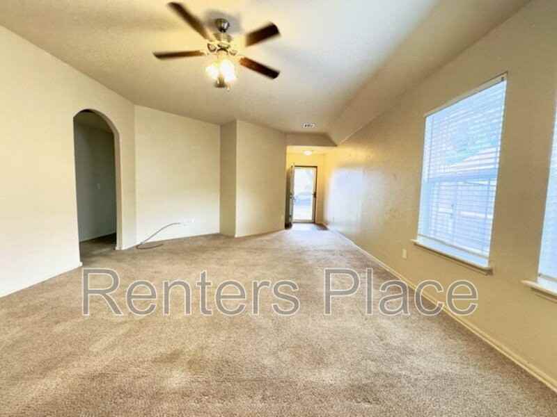 9025 Northeast Avenue - Photo 3 of 25