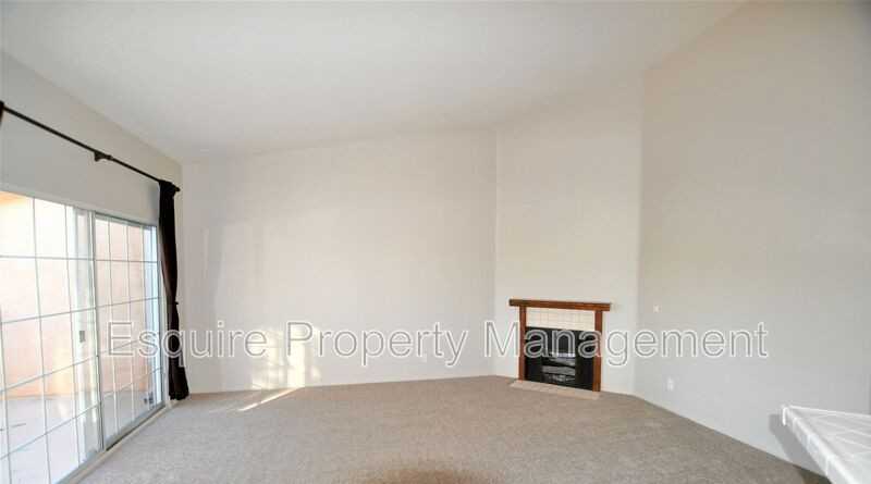 2075 Blackberry Cir - Photo 3 of 15