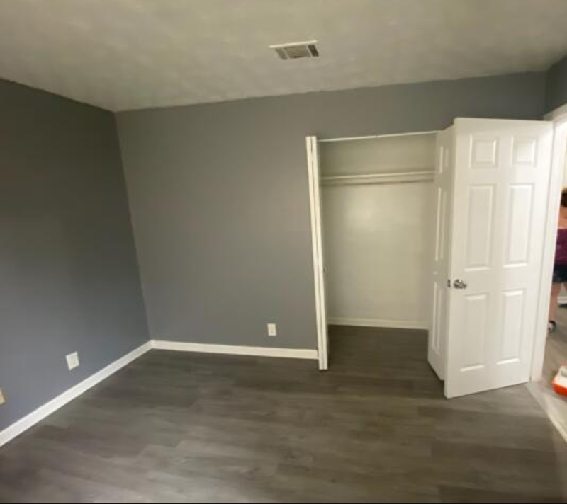 1751 Powhattan St - Photo 4 of 11