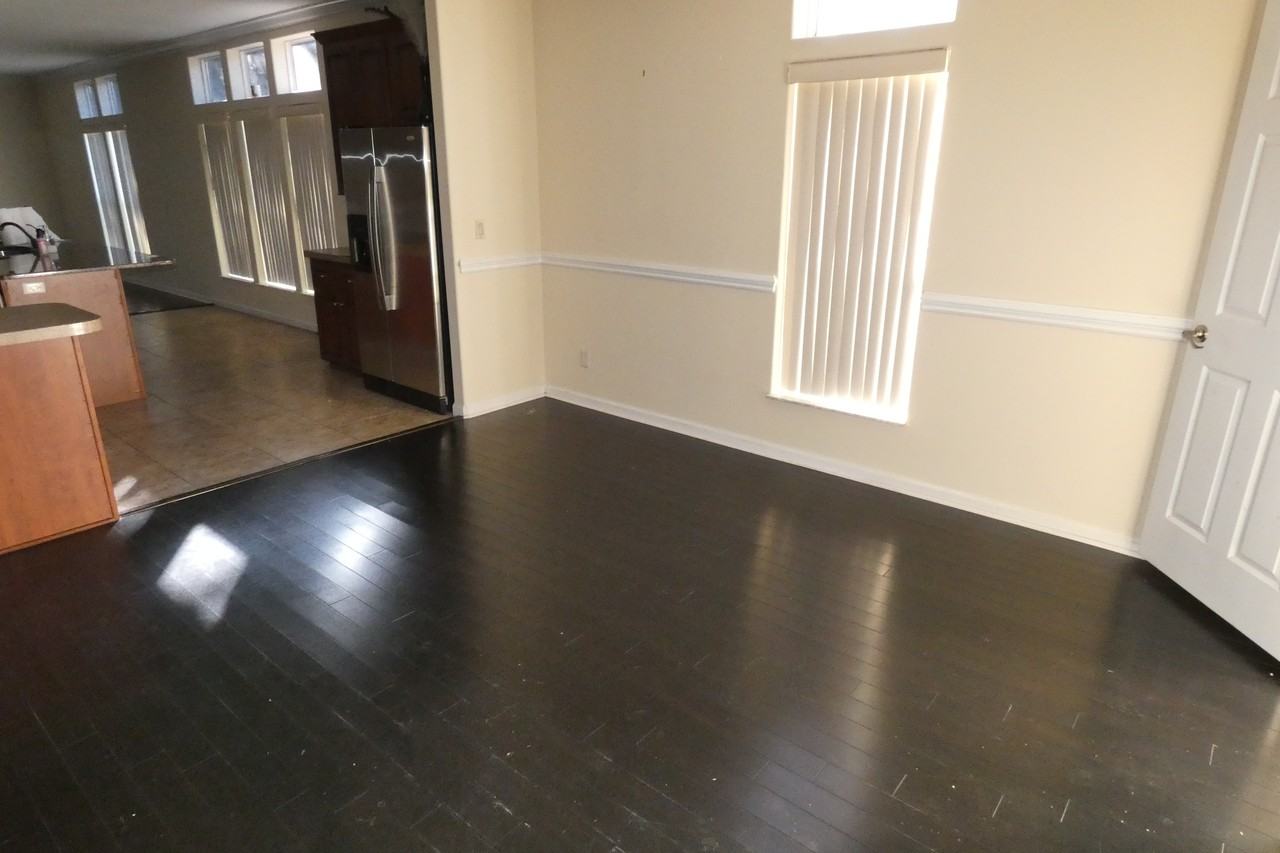 30240 Lynne Drive - Photo 3 of 29