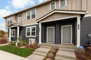 featured image of 3422 Sw Hartley Ave