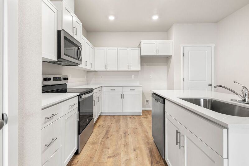 3422 Sw Hartley Ave - Photo 6 of 23