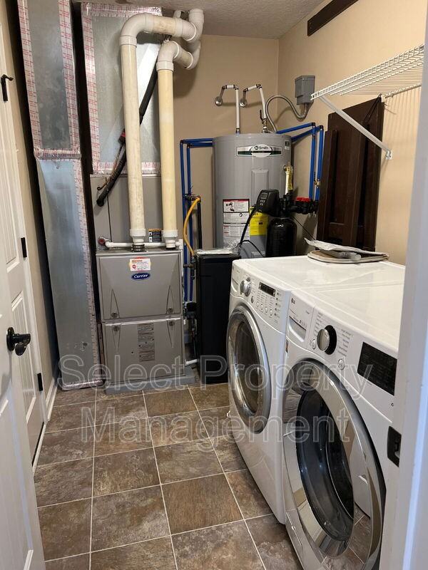 12860 Starling Cv - Photo 5 of 31