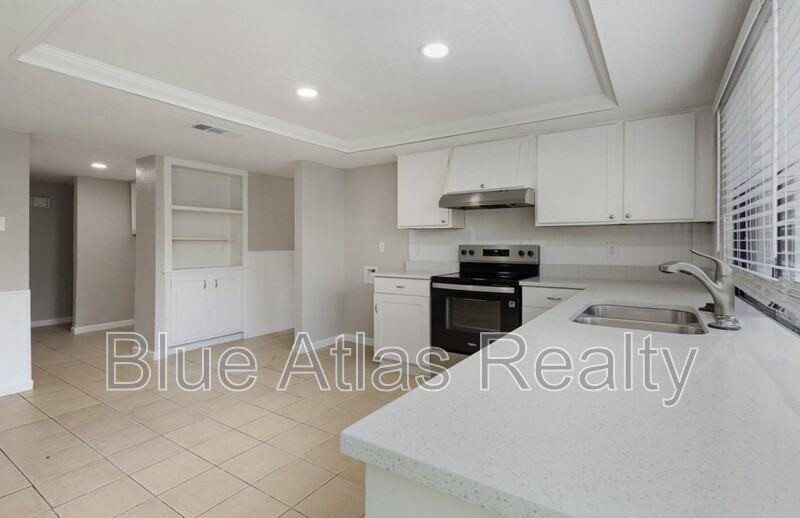 2614 Crestmoor Ct - Photo 5 of 28