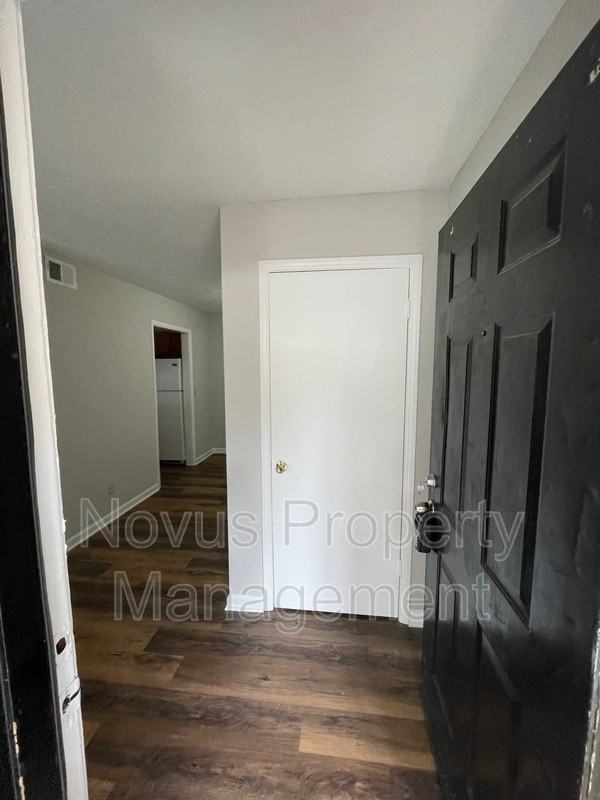 155 Bowen St #9 - Photo 2 of 24