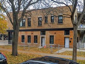 1929 W Montrose Ave #1S - Photo 1 of 1