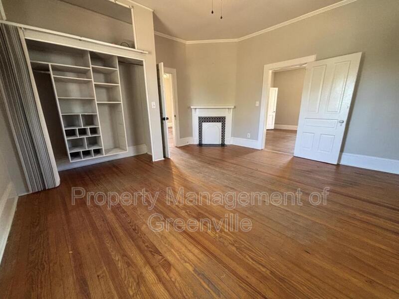 1 W 6th St - Photo 7 of 15