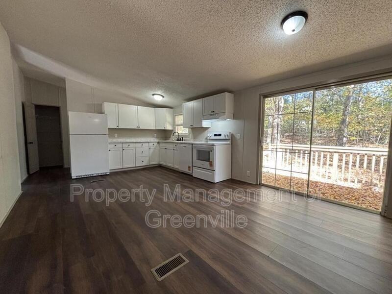 102 Tifton Ct - Photo 7 of 16