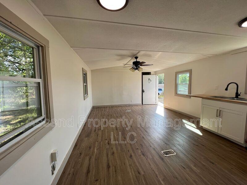 65 El Fredda Ln - Photo 3 of 9