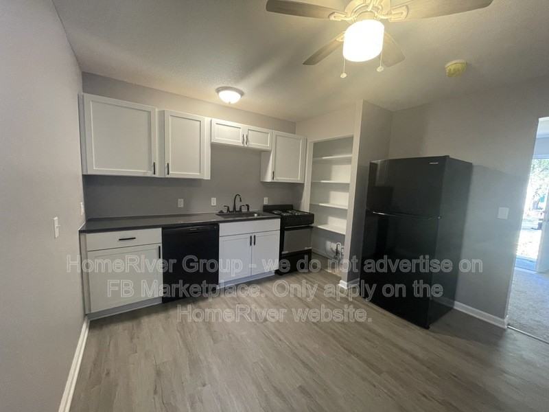 10707 Ewing Drive - Photo 5 of 20