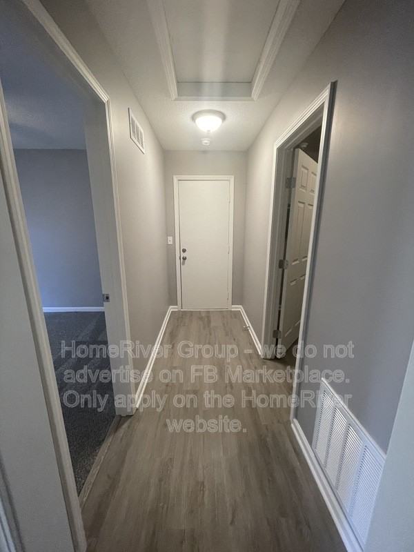 10707 Ewing Drive - Photo 7 of 20