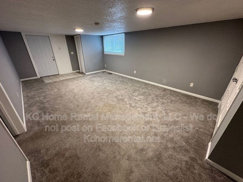 5500 E 139th Ter #6 - Photo 7 of 19