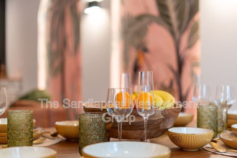 4640 Glenn St - Photo 5 of 22