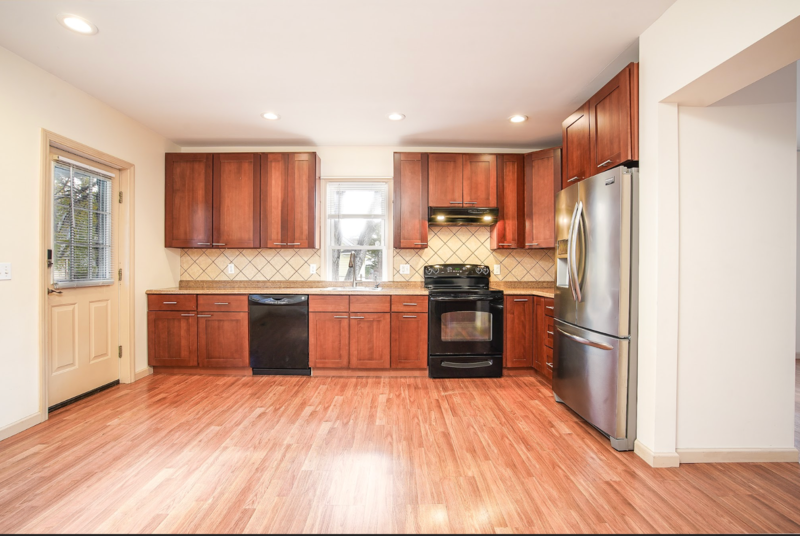 57 Worthen Street - Photo 3 of 17