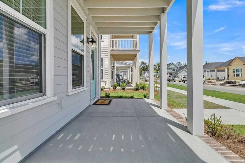 110 Crimson St - Photo 6 of 50