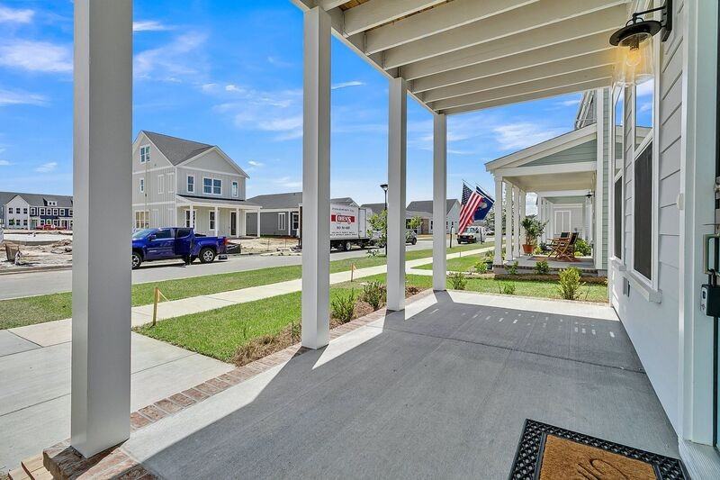 110 Crimson St - Photo 7 of 50