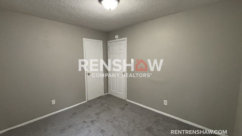 3149 University St - Photo 3 of 14