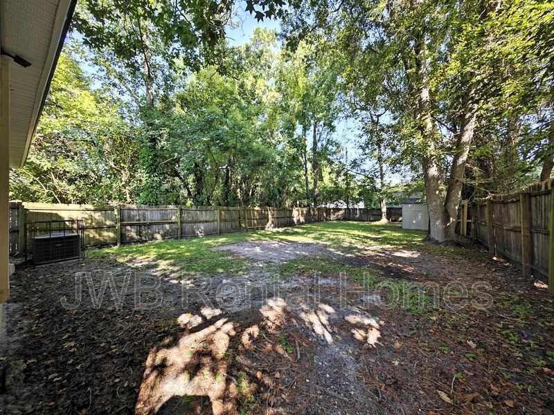 2353 Johnson Ave - Photo 7 of 9