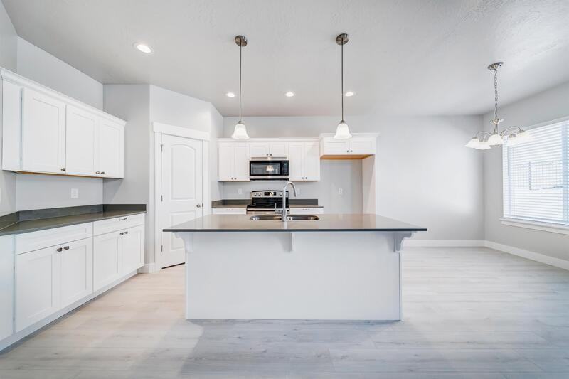 16168 S Truss Dr - Photo 3 of 10