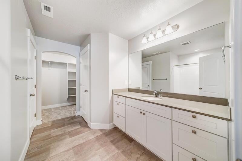 16168 S Truss Dr - Photo 7 of 10