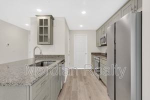 featured image of 2306 Fox Hollow Dr