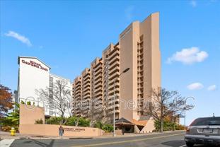 1301 N Courthouse Rd #1516 - Photo 1 of 1