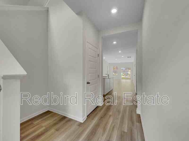 1665 Manuka Ln - Photo 2 of 24