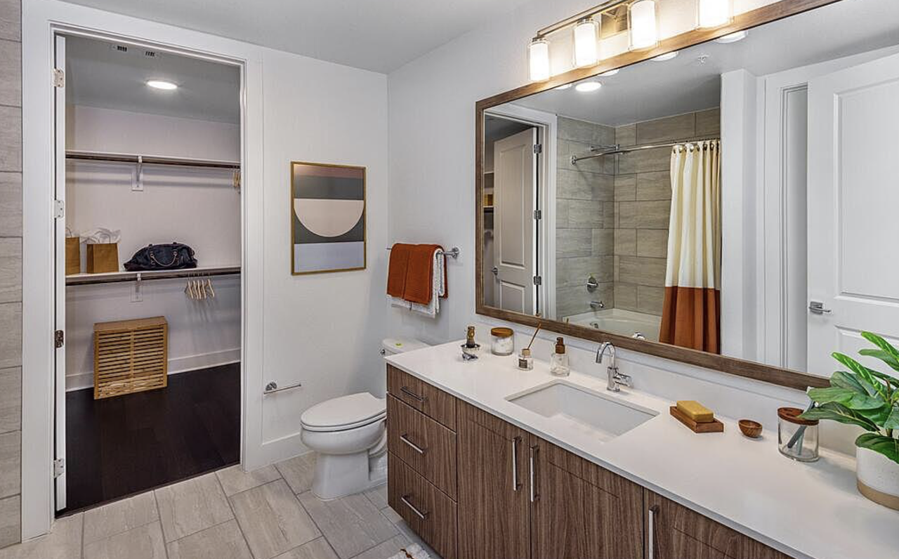 2036 Robert Browning Street - Photo 3 of 16