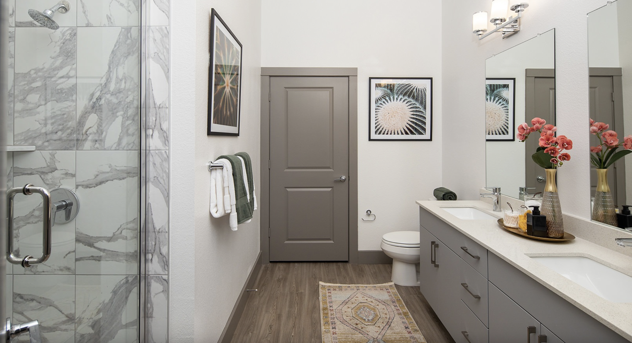 1109 Shady Lane - Photo 5 of 15