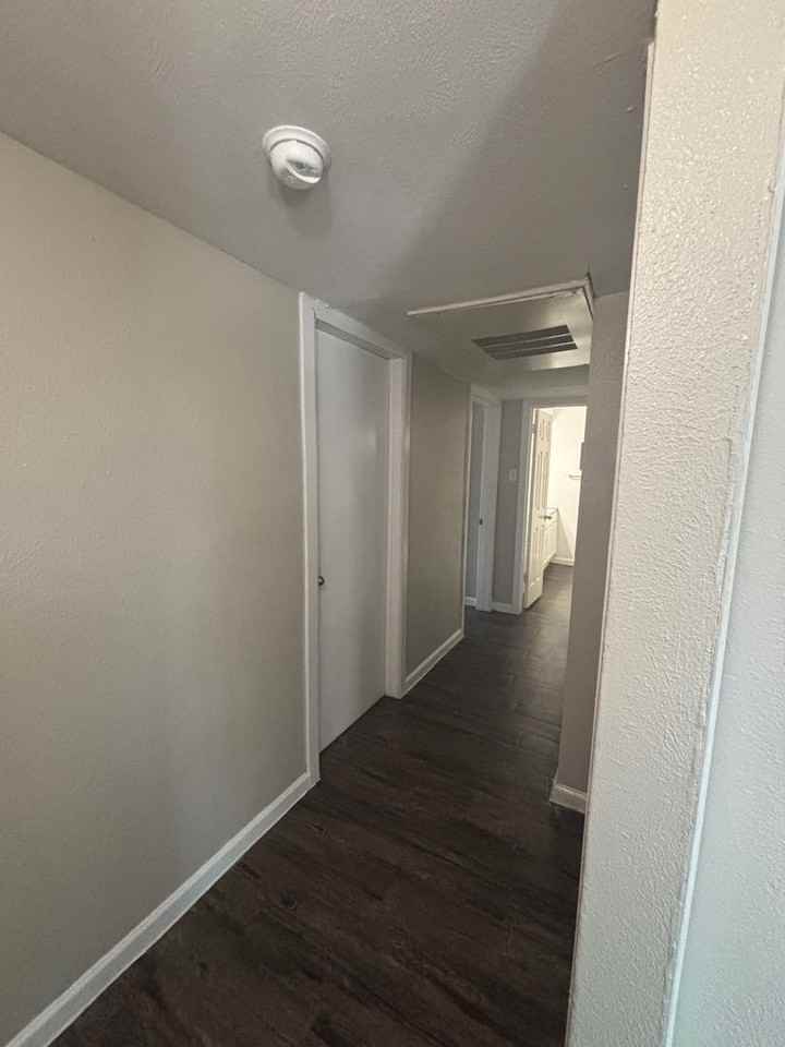 Spanish Stone Apartments - Photo 3 of 14