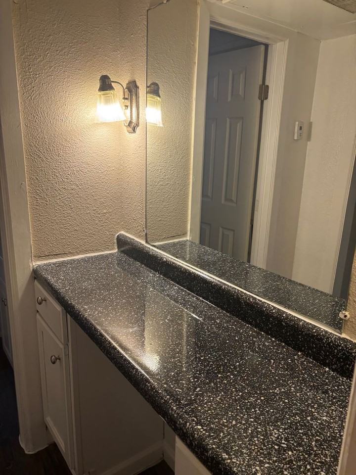 Spanish Stone Apartments - Photo 6 of 7