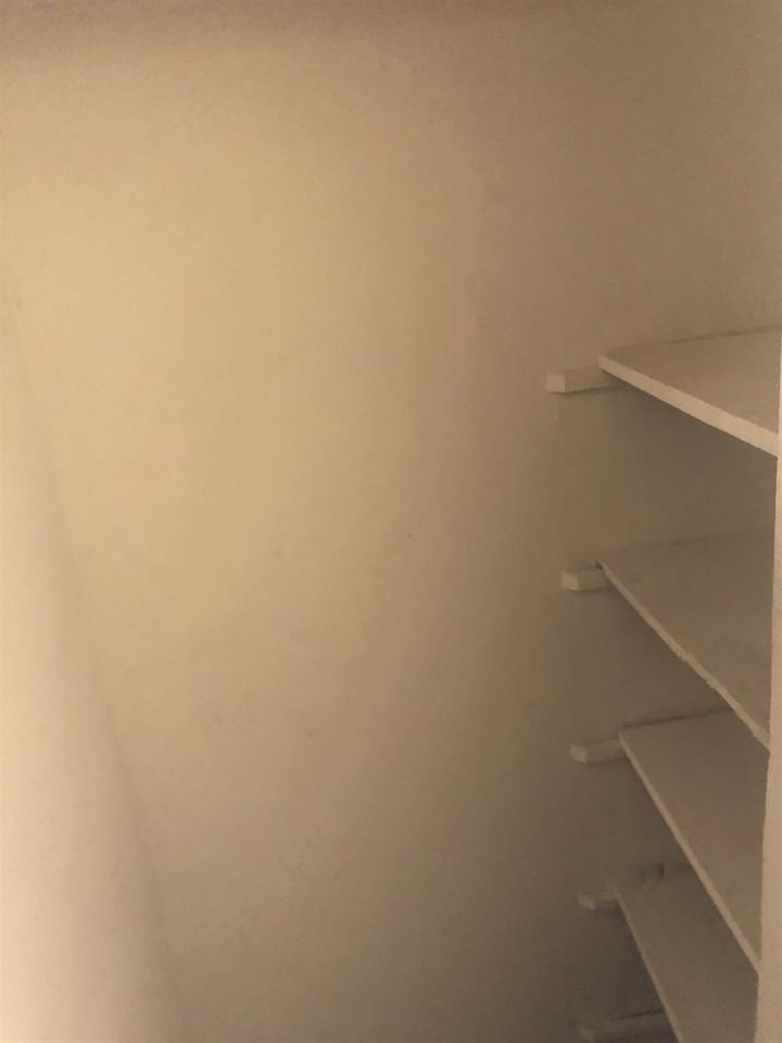 RM 2025 Sherman Avenue - Photo 3 of 13