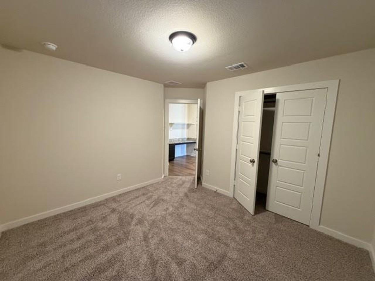 6913 Sulphur Ct - Photo 6 of 18