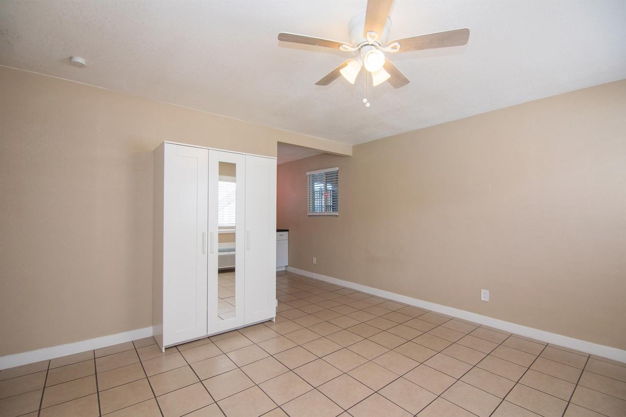 Downing Studios on 12th St - Photo 2 of 50