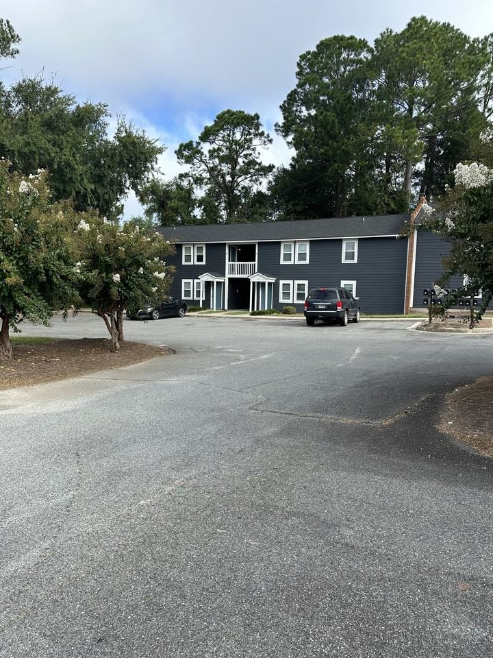 The Home Place Apartments - Photo 4 of 24