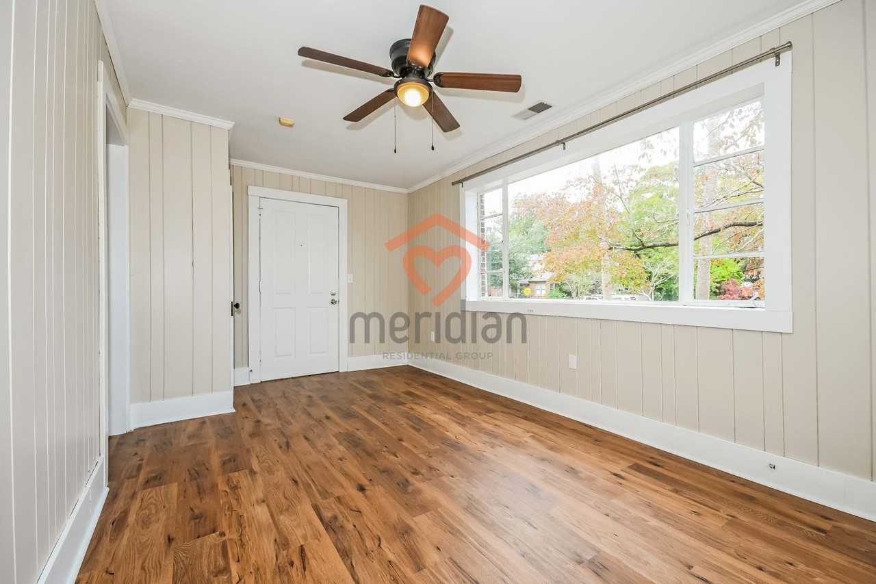 181 Gordon Street - Photo 3 of 24