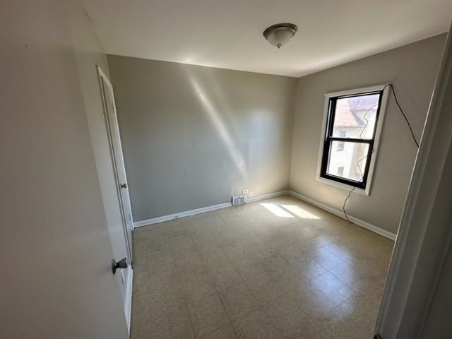 212 Thornton Avenue Unit 2 - Photo 5 of 19