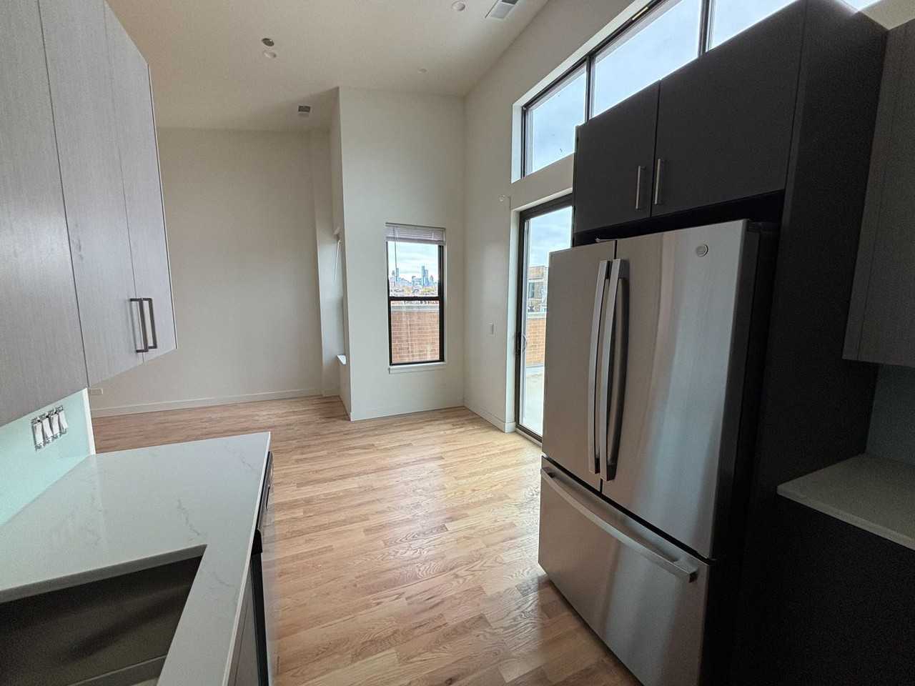 2445 2445 N. Lincoln Park Ave - Penthouse #PH - Photo 6 of 23