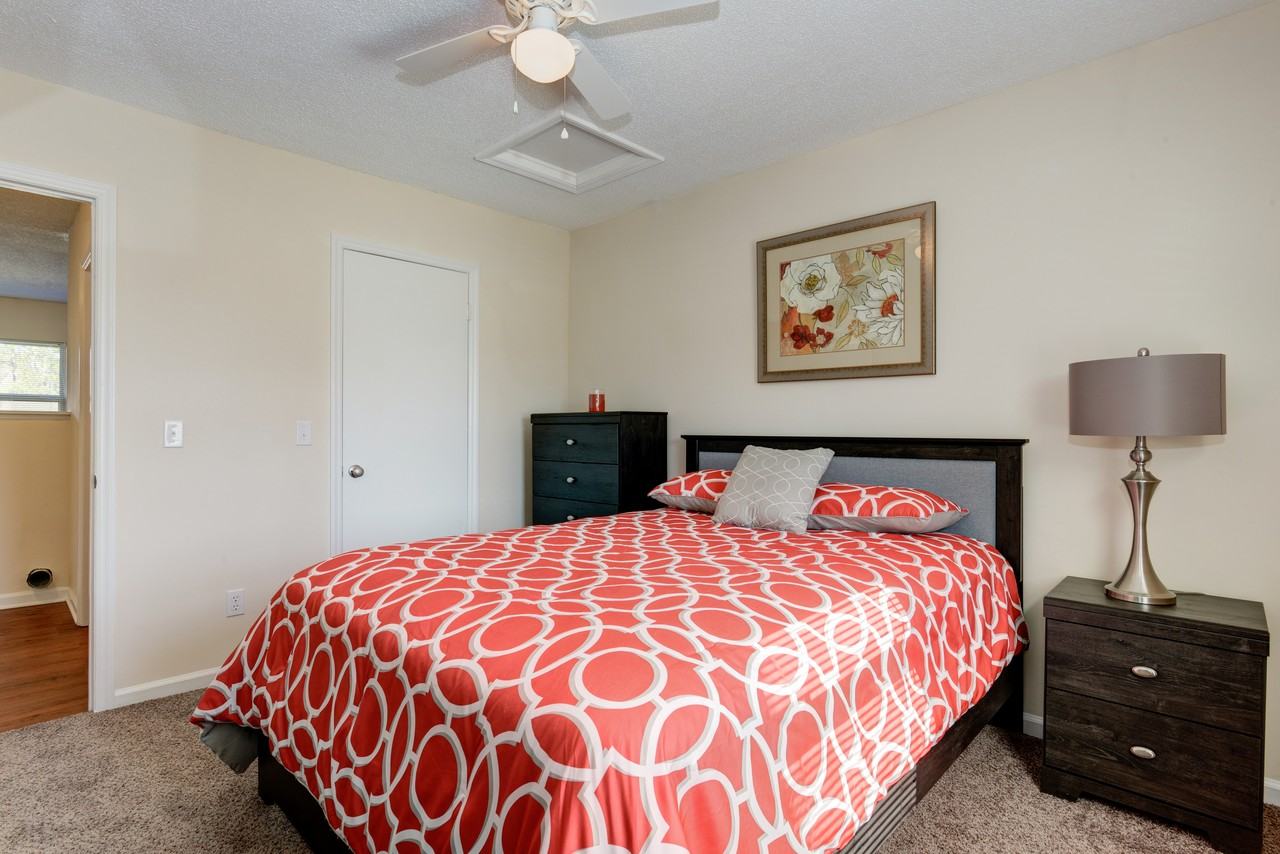 3030 Adams Boulevard - Photo 5 of 10