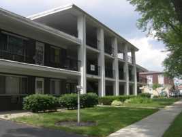 featured image of 2128 N Elmwood Ave