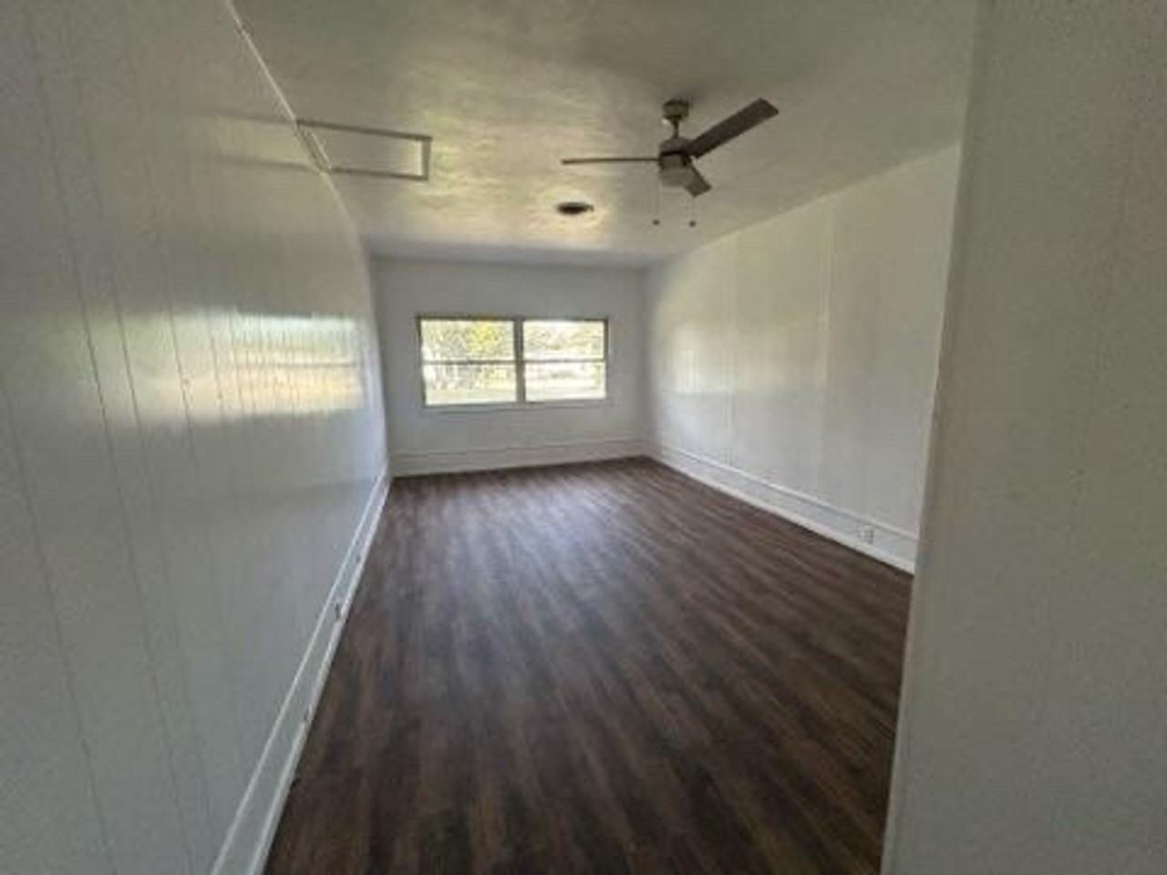 423 N Ridgewood Ave - Photo 7 of 16