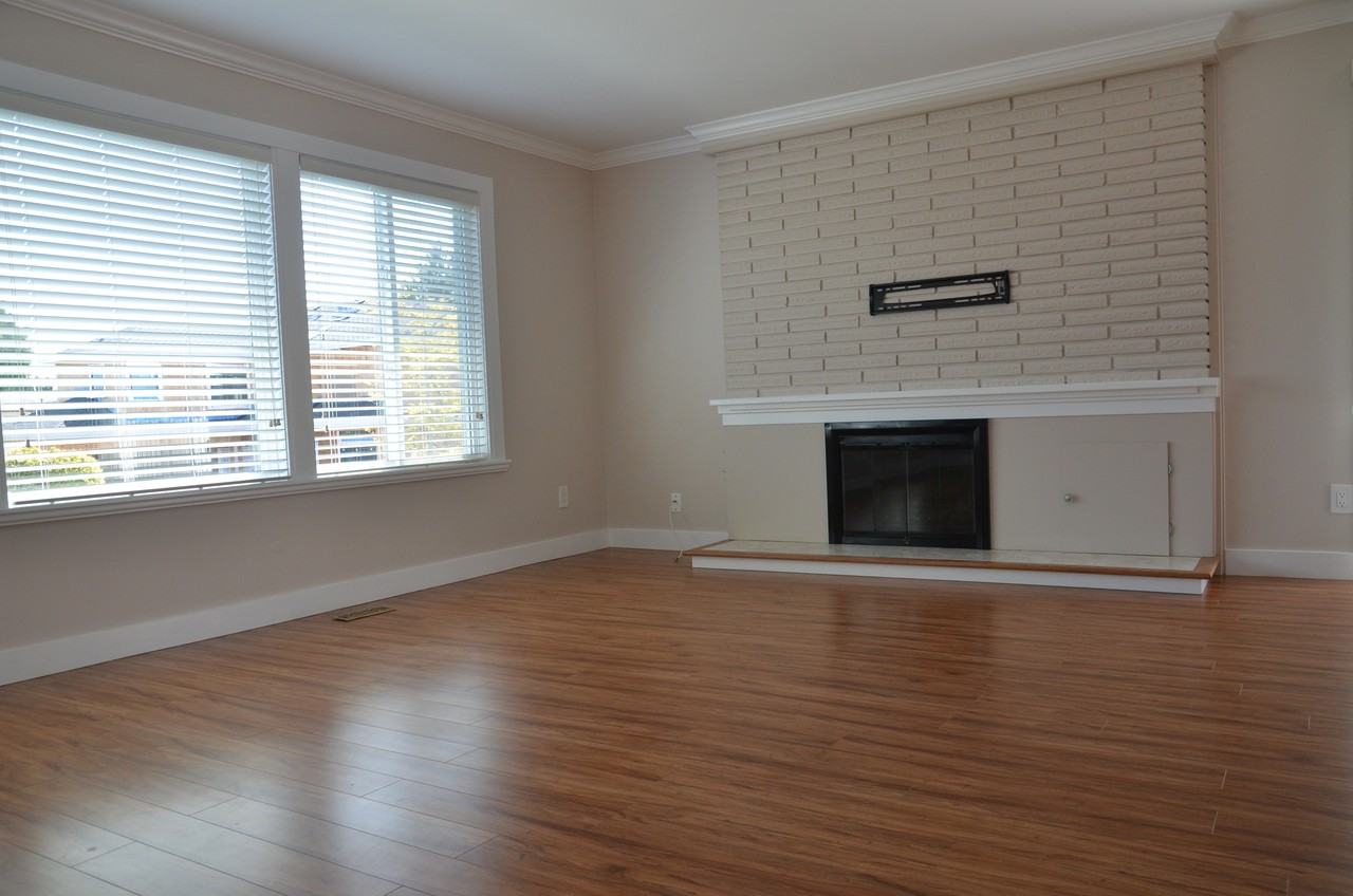 7251 Parry Street - Photo 4 of 6