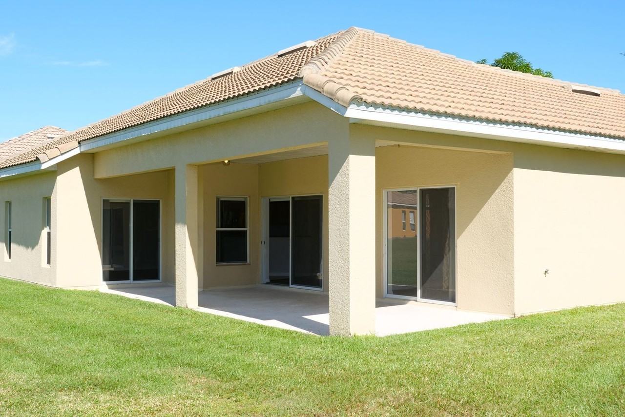 4000 Bougainvillea Place - Photo 3 of 32